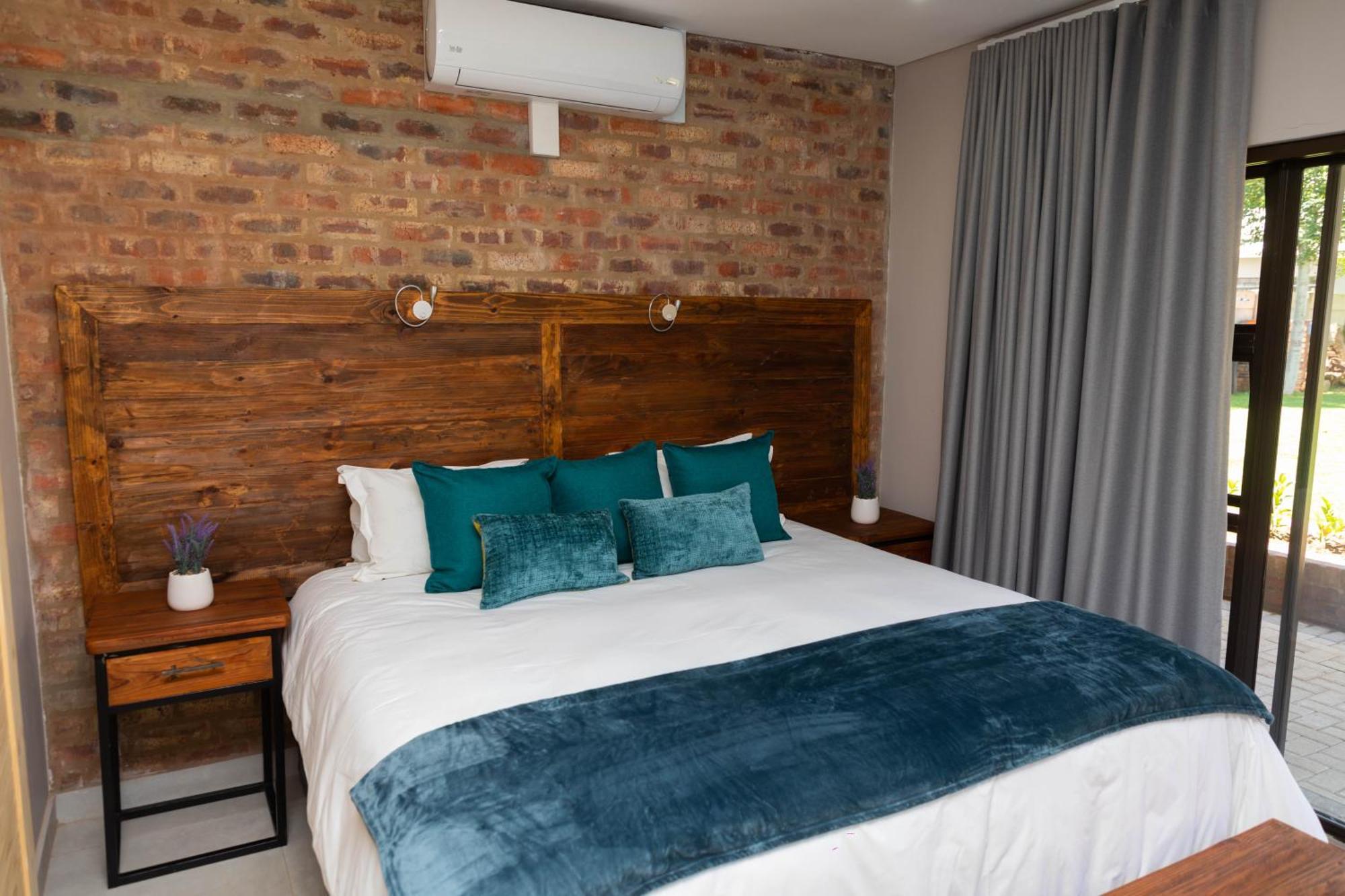 Opstal Gastehuis Potchefstroom Εξωτερικό φωτογραφία