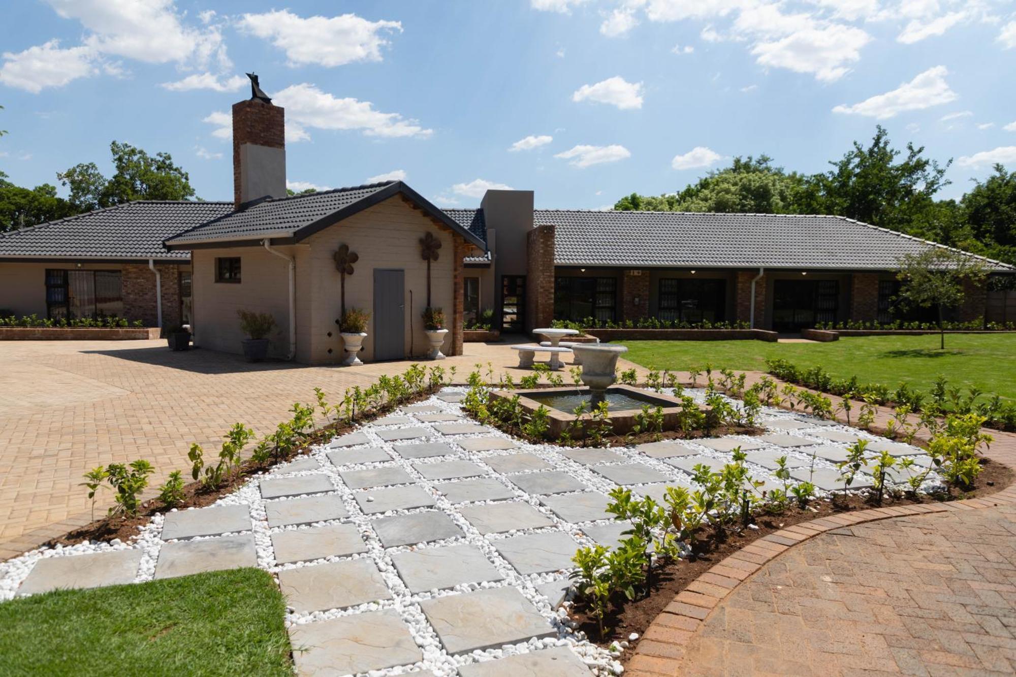 Opstal Gastehuis Potchefstroom Εξωτερικό φωτογραφία