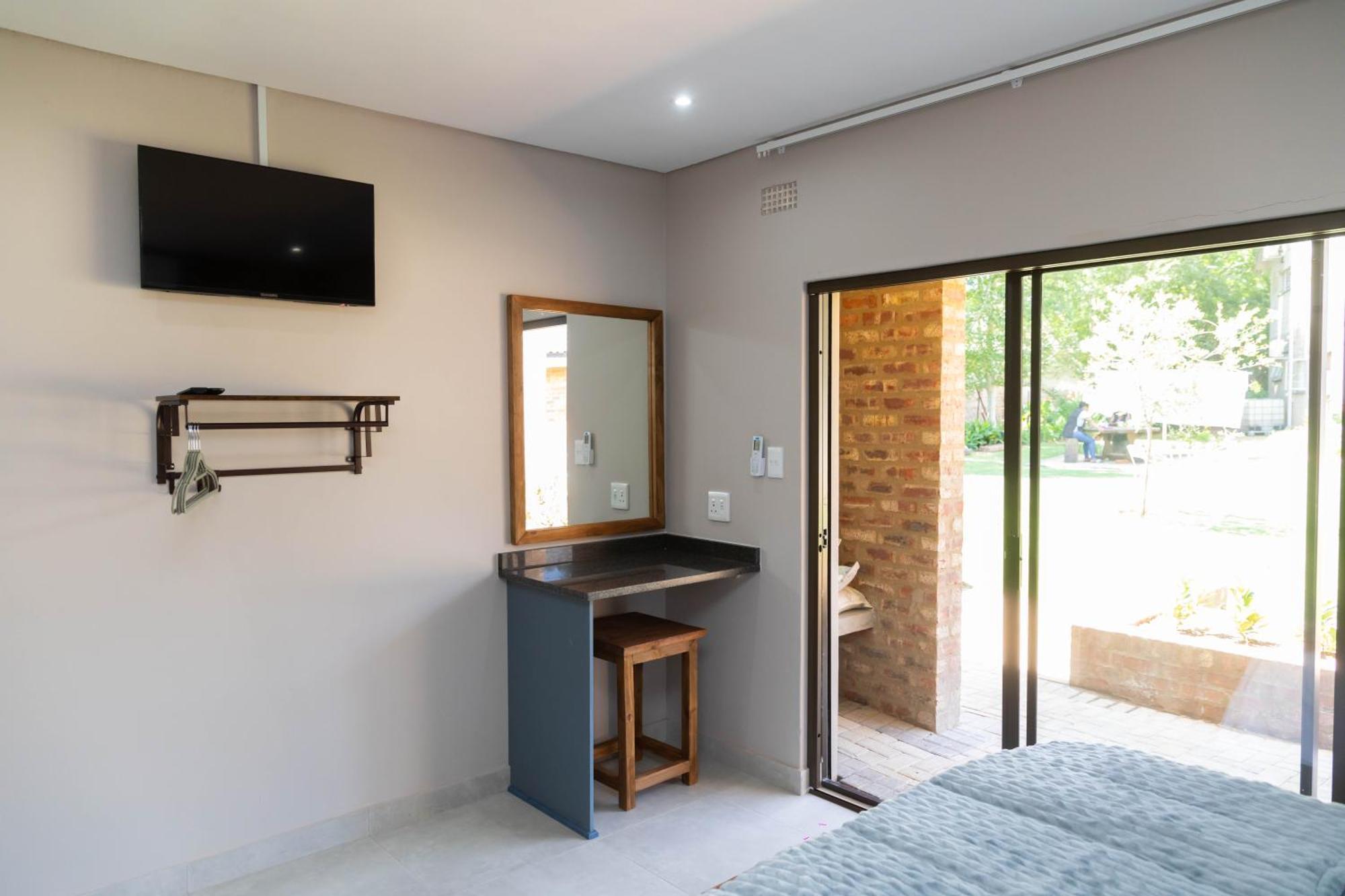 Opstal Gastehuis Potchefstroom Εξωτερικό φωτογραφία