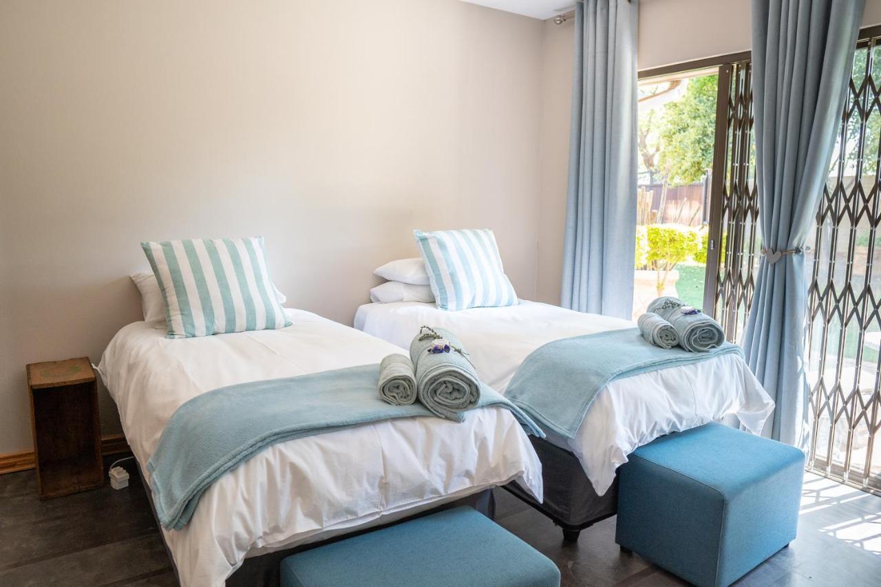 Opstal Gastehuis Potchefstroom Εξωτερικό φωτογραφία
